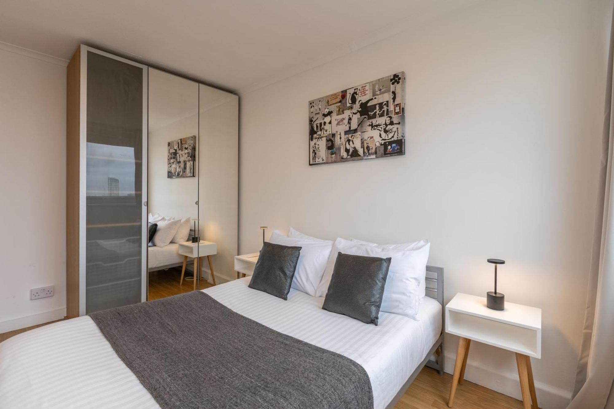 City View Apartments - Bow Лондон Екстер'єр фото